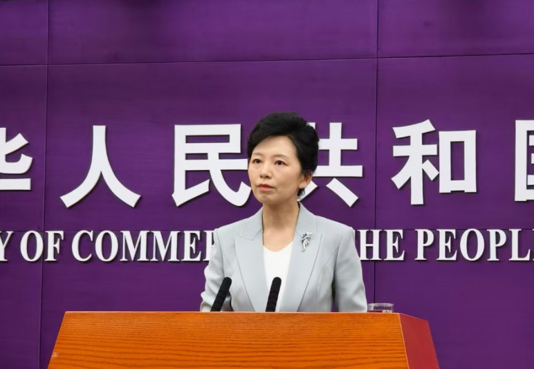 商務(wù)部：外貿前7個(gè)月增長(cháng)3.5%，向上向新量質(zhì)齊升